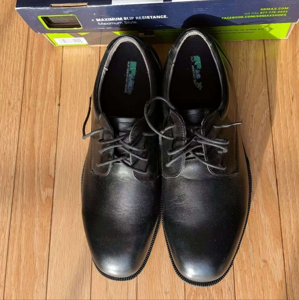 SR Max Classic Black Leather Oxfords Size 9